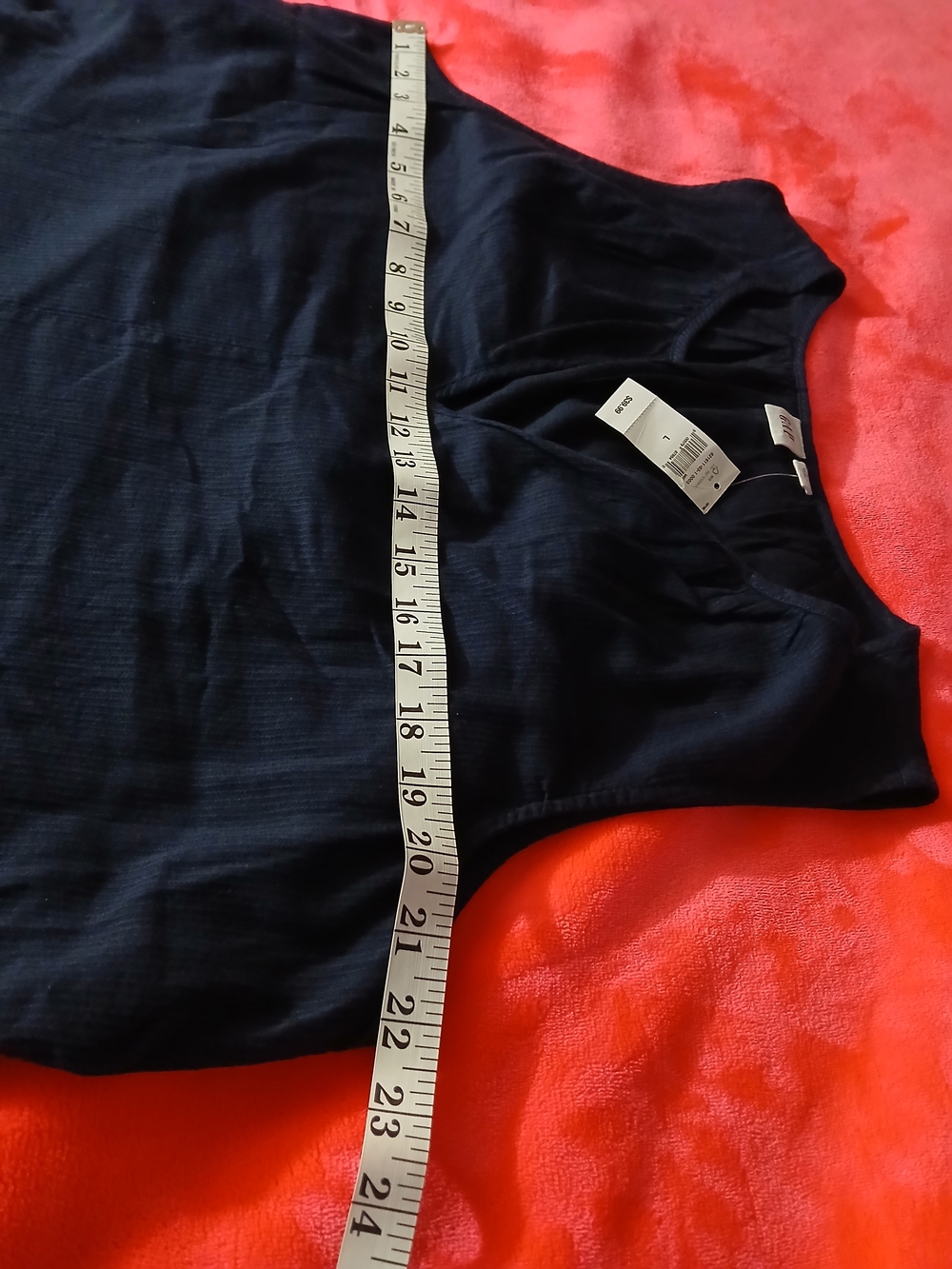 NWT GAP Navy Sleeveless V-Notch Pleated Peplum Lightweight Spring Summer Tank - Picture 13 of 15